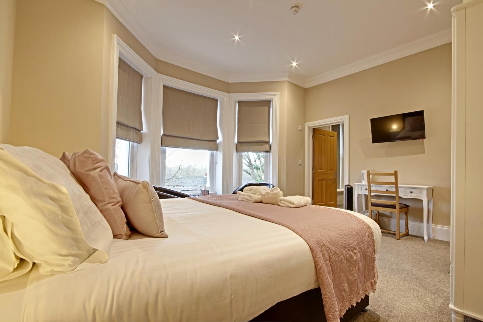 Highfield Bed & Breakfast Лимингтън Стая снимка